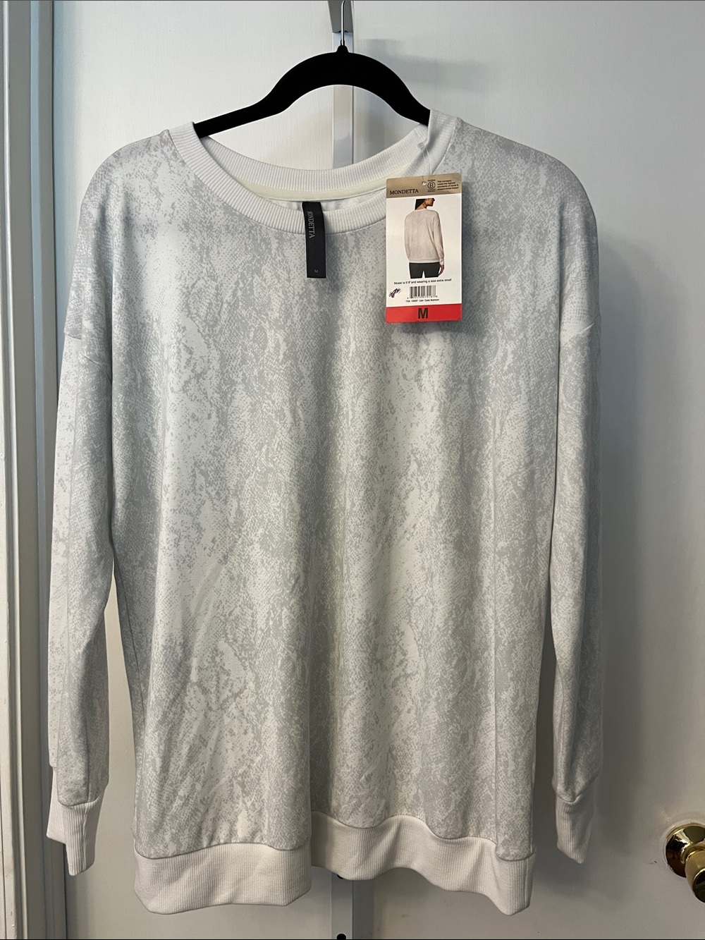 Mondetta Women's Pale Gray Textured Crewneck Sweatshirt